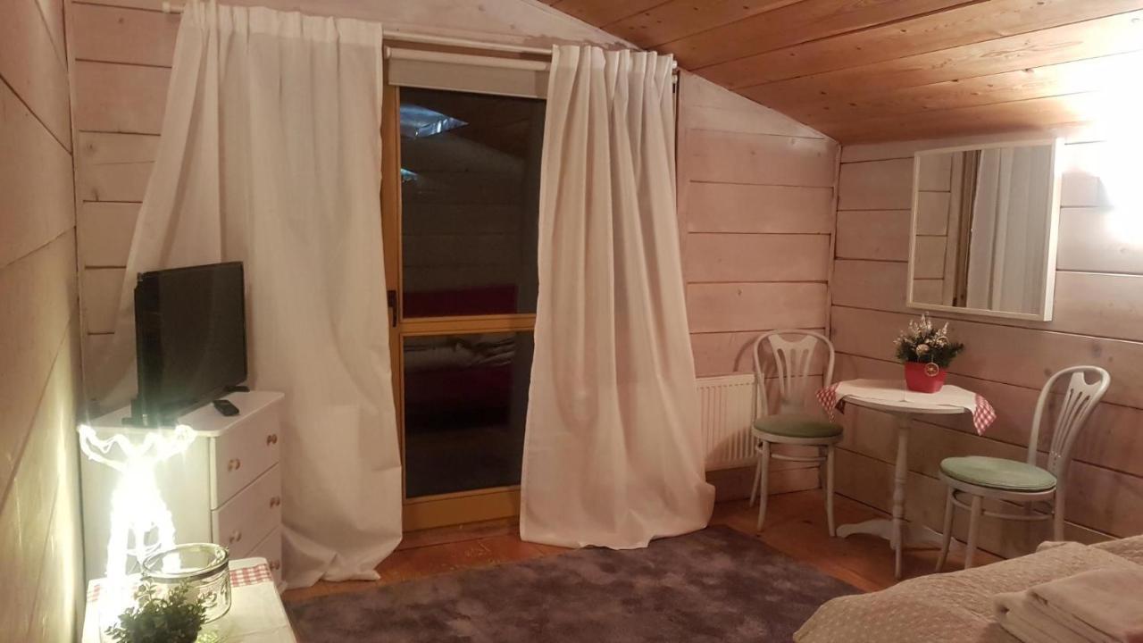 Pensjonat Laworta Ski Ustrzyki Dolne Εξωτερικό φωτογραφία